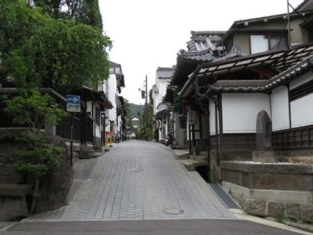 善光寺門前の古き良きまちの中で、お茶室を開きたい